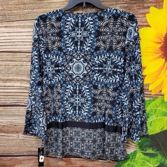 Zac & Rachel Long sleeve blue/aqua blouse small NWT - Picture 3 of 5